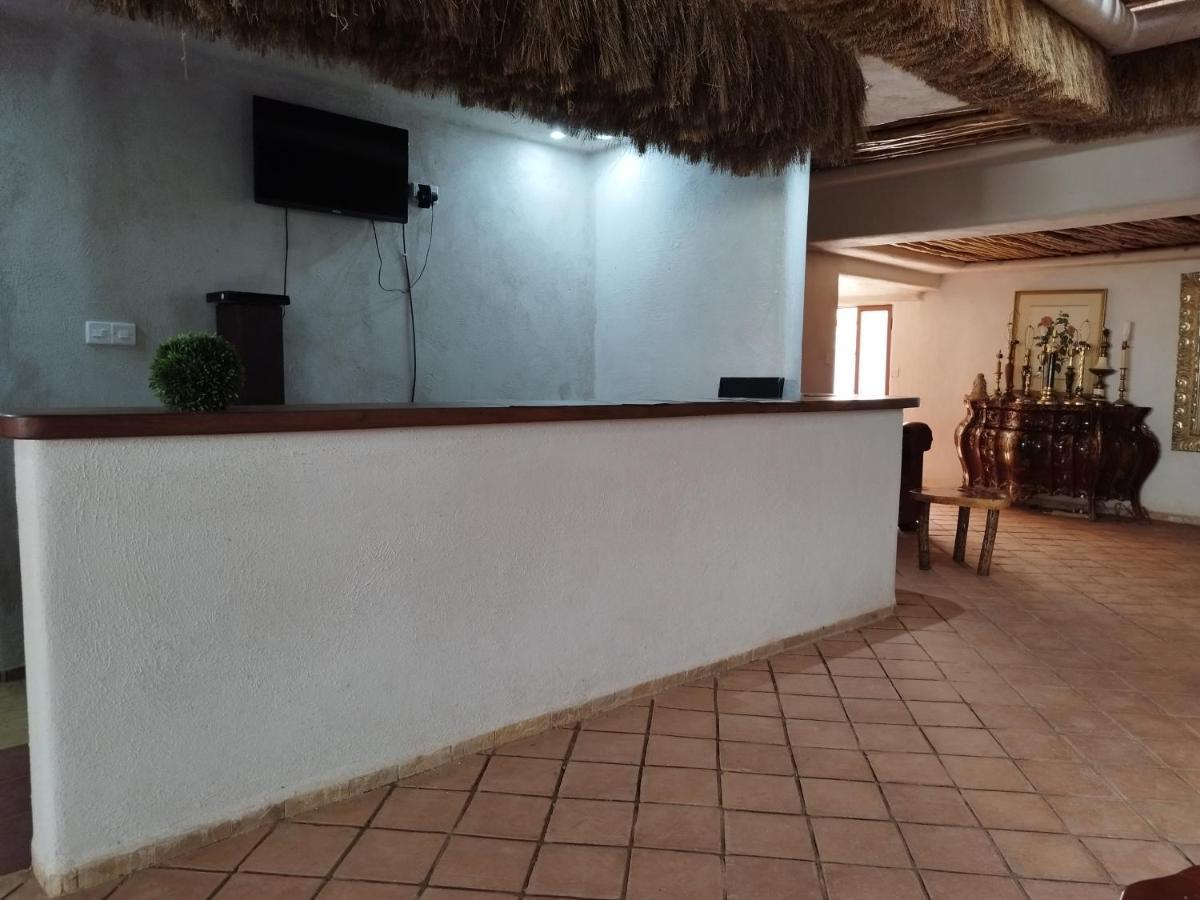 Mia Safari Lodge And Restaurant عنتيبي المظهر الخارجي الصورة