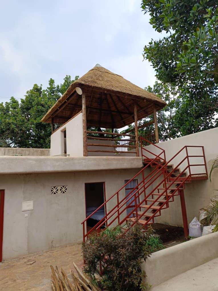 Mia Safari Lodge And Restaurant عنتيبي المظهر الخارجي الصورة