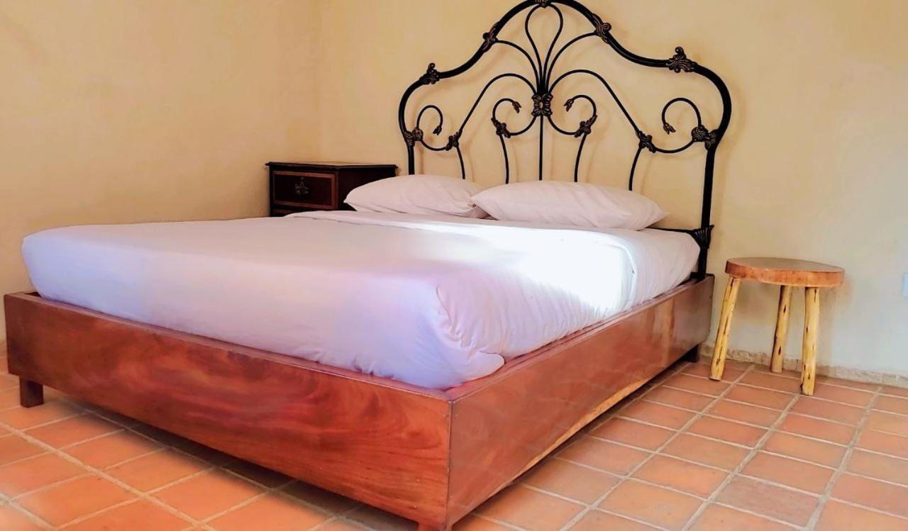 Mia Safari Lodge And Restaurant عنتيبي المظهر الخارجي الصورة